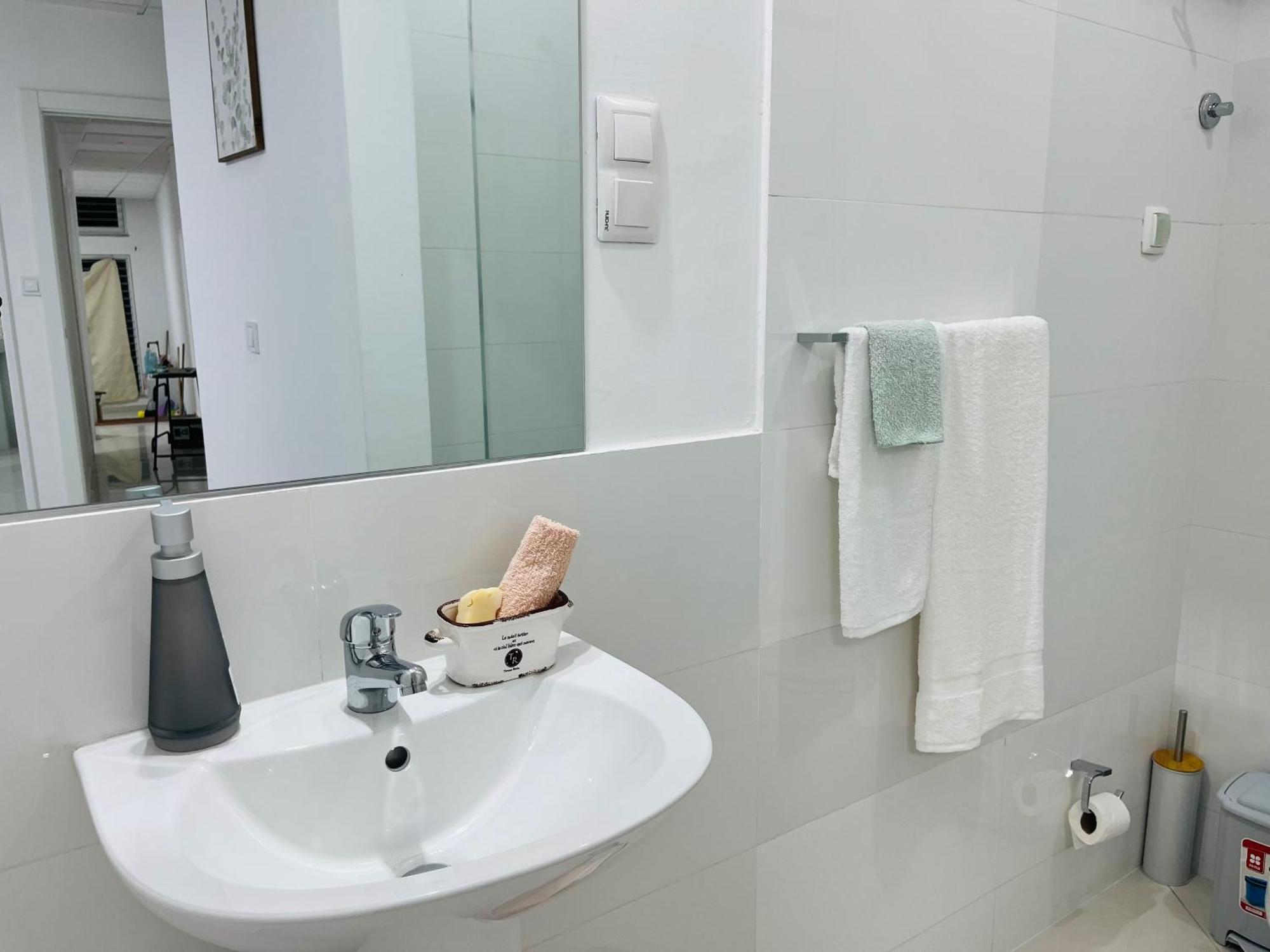 Techas City Center Luxurious Suites & Rooms ปรายา ภายนอก รูปภาพ